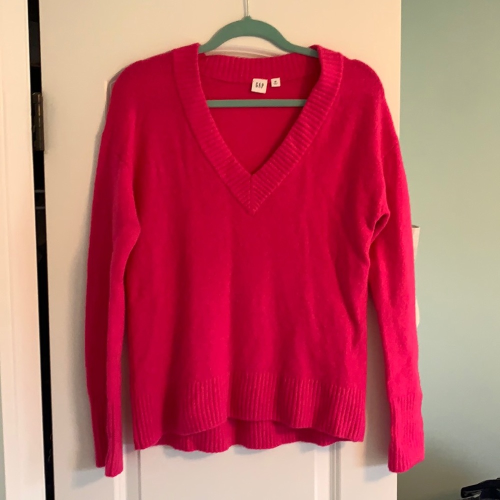 V neck gap sweater XS